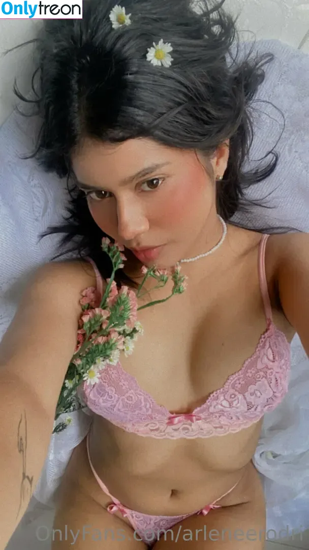 arleneerodri nude photo #0039 (mommyof3_amc)