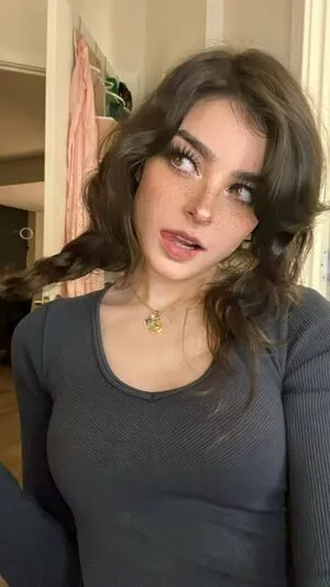 Aruuu /  / DeputyARUUU / malachitexd nude photo #0136