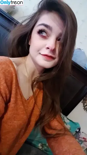 Aruuu /  / DeputyARUUU / malachitexd nude photo #0599