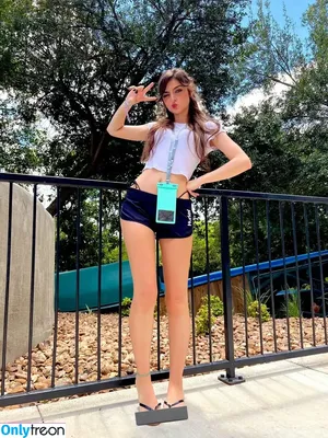 Aruuu /  / DeputyARUUU / malachitexd nude photo #0656