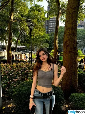 Aruuu /  / DeputyARUUU / malachitexd nude photo #0690