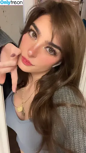 Aruuu /  / DeputyARUUU / malachitexd nude photo #0728