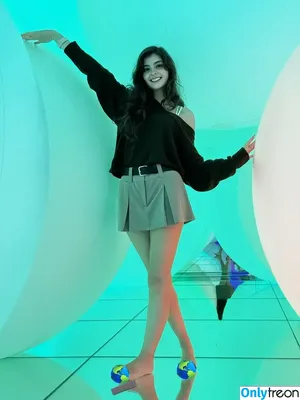 Aruuu /  / DeputyARUUU / malachitexd nude photo #0900