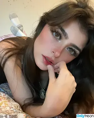 Aruuu /  / DeputyARUUU / malachitexd nude photo #0936
