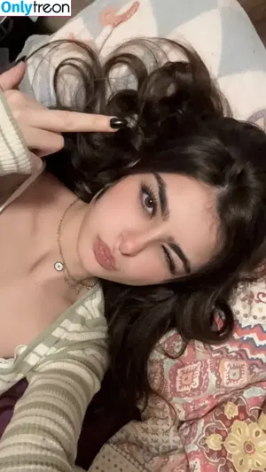 Aruuu /  / DeputyARUUU / malachitexd nude photo #0988