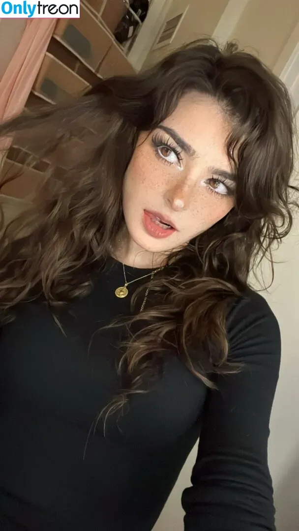 Aruuu nude photo #0147 ( / DeputyARUUU / malachitexd)