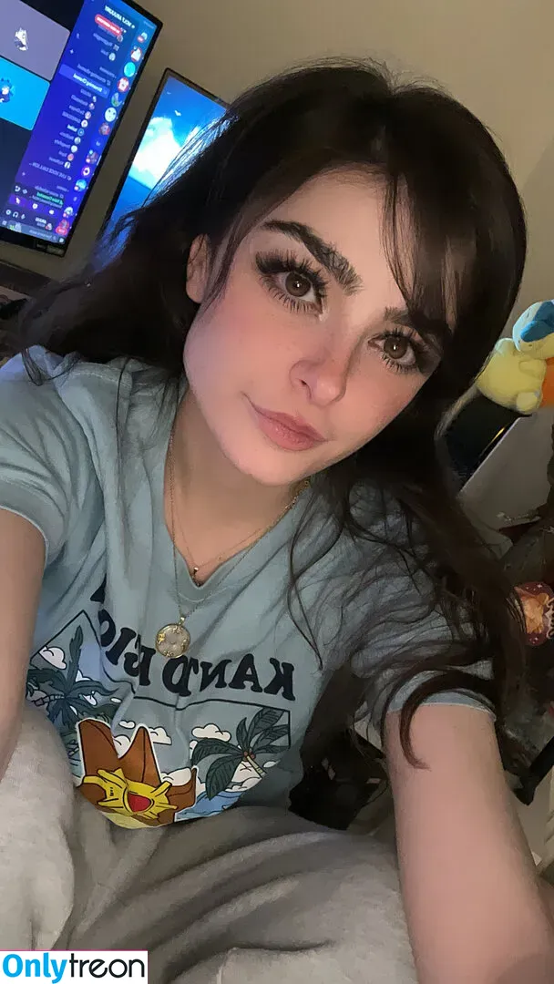 Aruuu nude photo #0176 ( / DeputyARUUU / malachitexd)