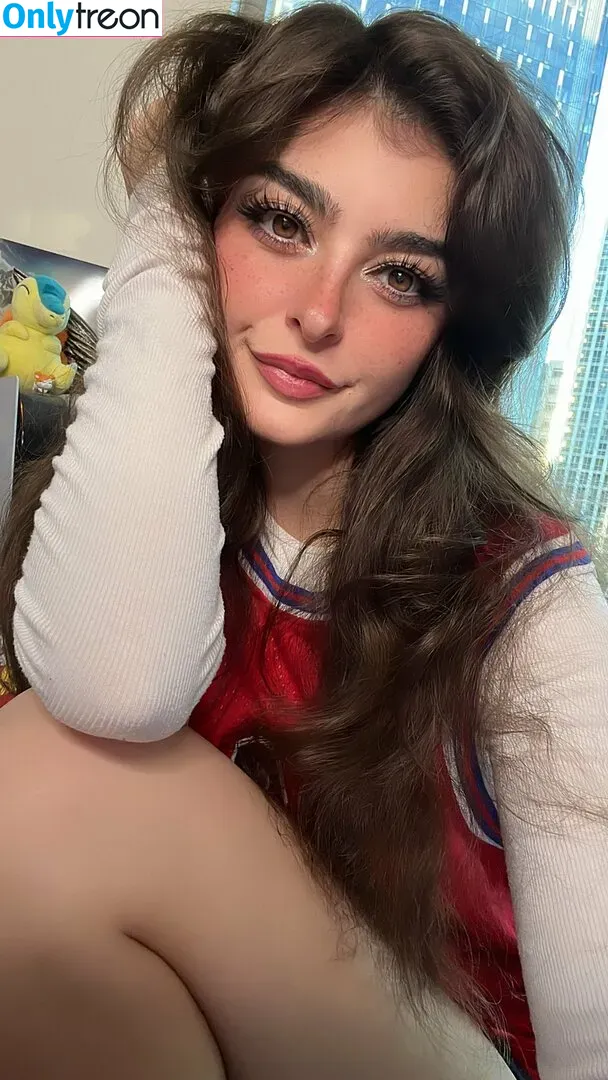 Aruuu nude photo #0321 ( / DeputyARUUU / malachitexd)