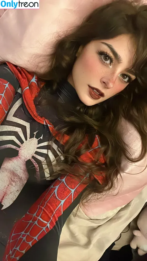 Aruuu nude photo #0374 ( / DeputyARUUU / malachitexd)
