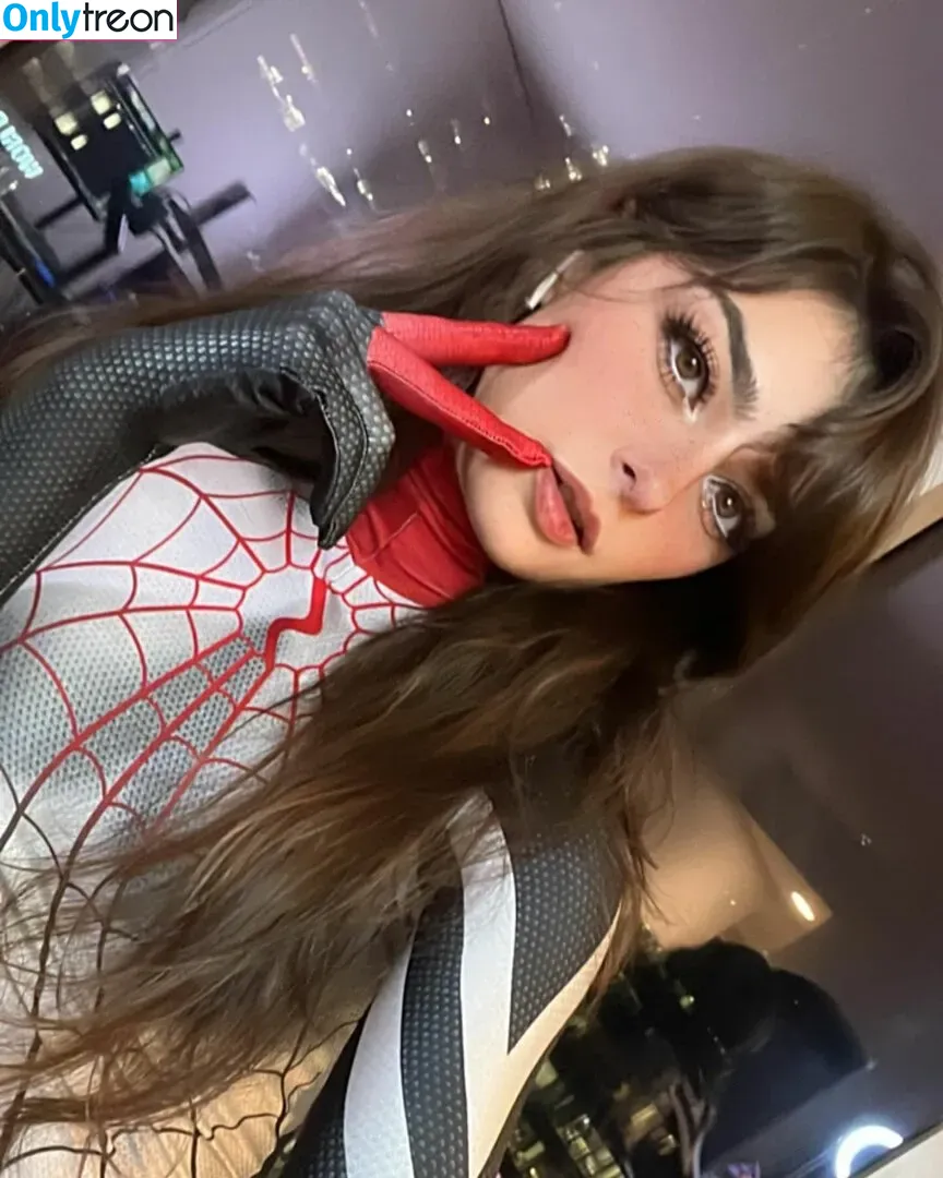 Aruuu nude photo #0390 ( / DeputyARUUU / malachitexd)