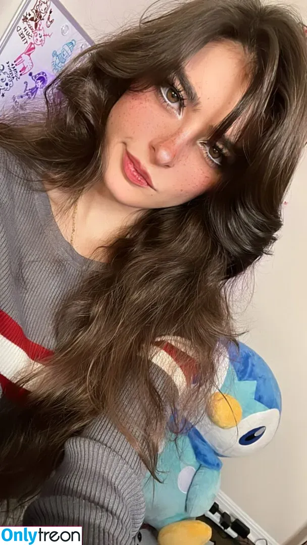 Aruuu nude photo #0412 ( / DeputyARUUU / malachitexd)