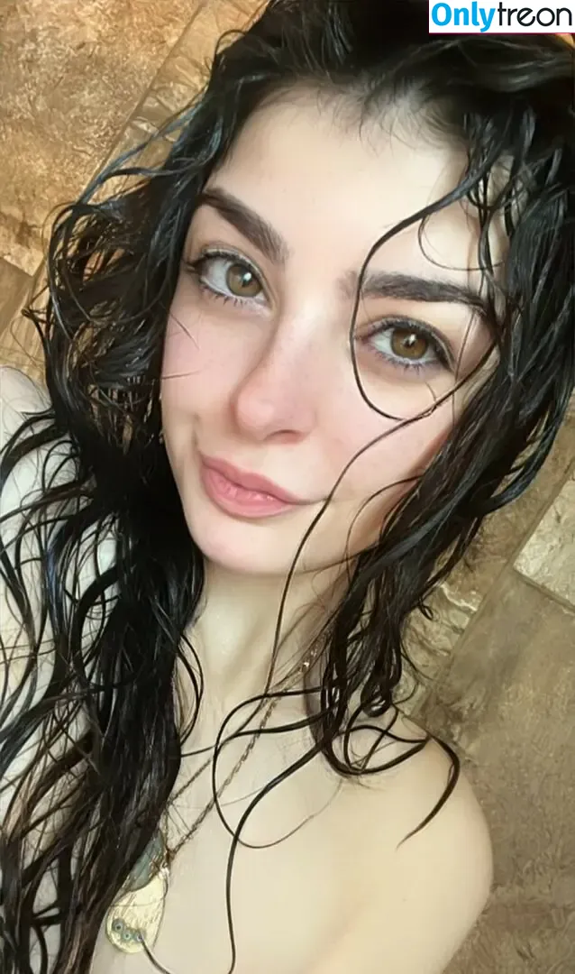 Aruuu nude photo #0571 ( / DeputyARUUU / malachitexd)