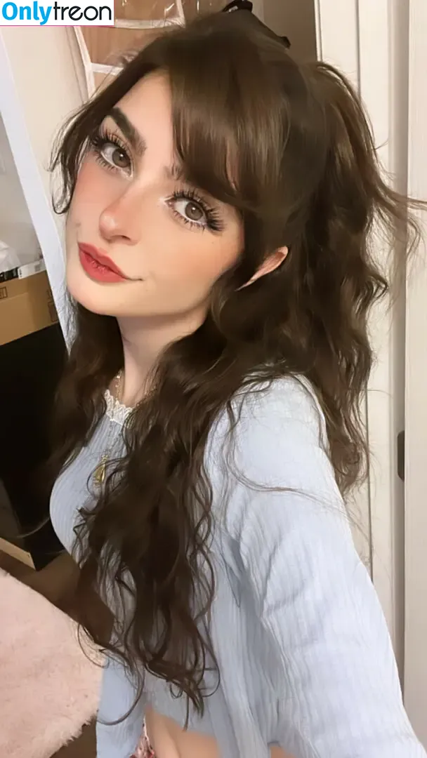 Aruuu nude photo #0583 ( / DeputyARUUU / malachitexd)