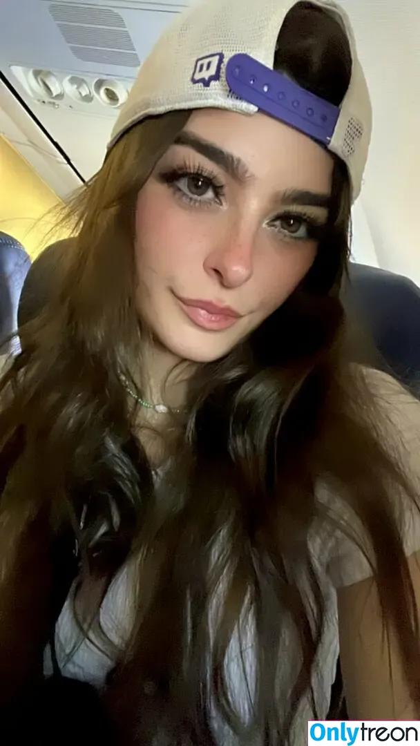 Aruuu nude photo #0640 ( / DeputyARUUU / malachitexd)