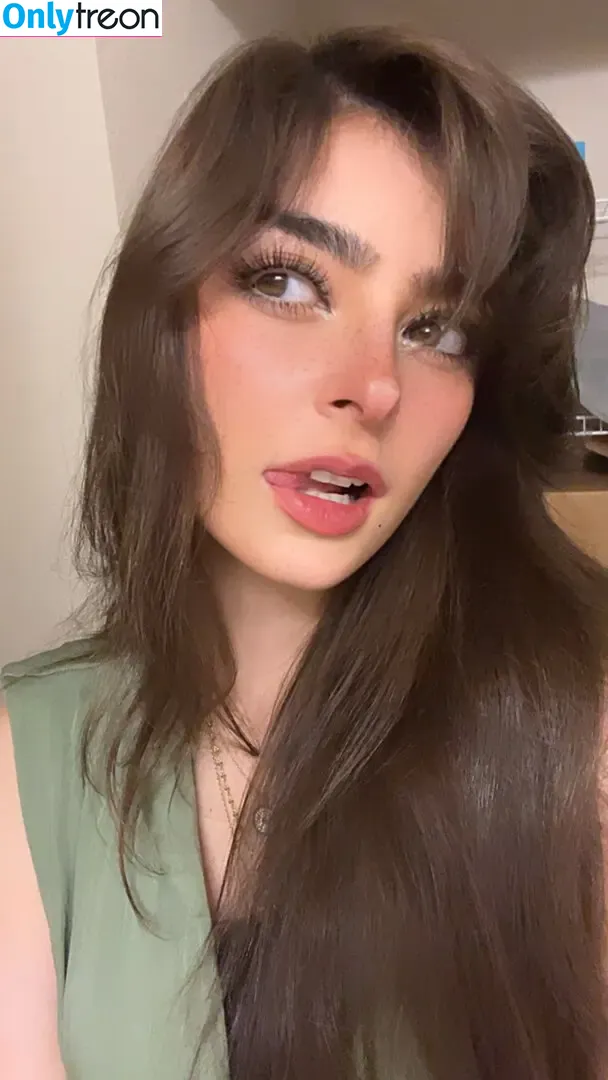 Aruuu nude photo #0702 ( / DeputyARUUU / malachitexd)