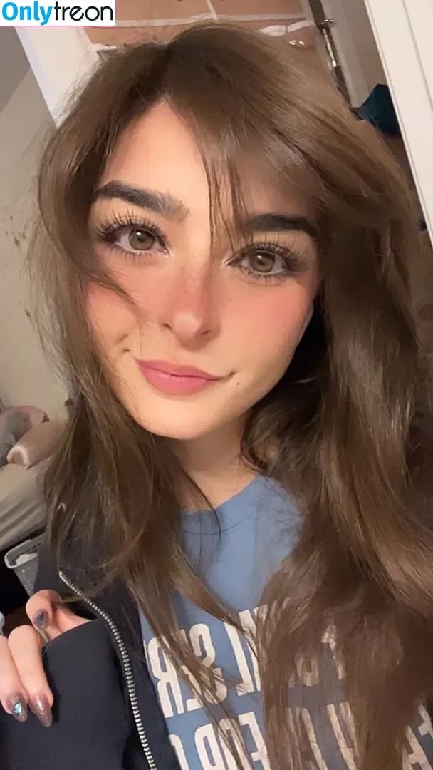 Aruuu nude photo #0712 ( / DeputyARUUU / malachitexd)