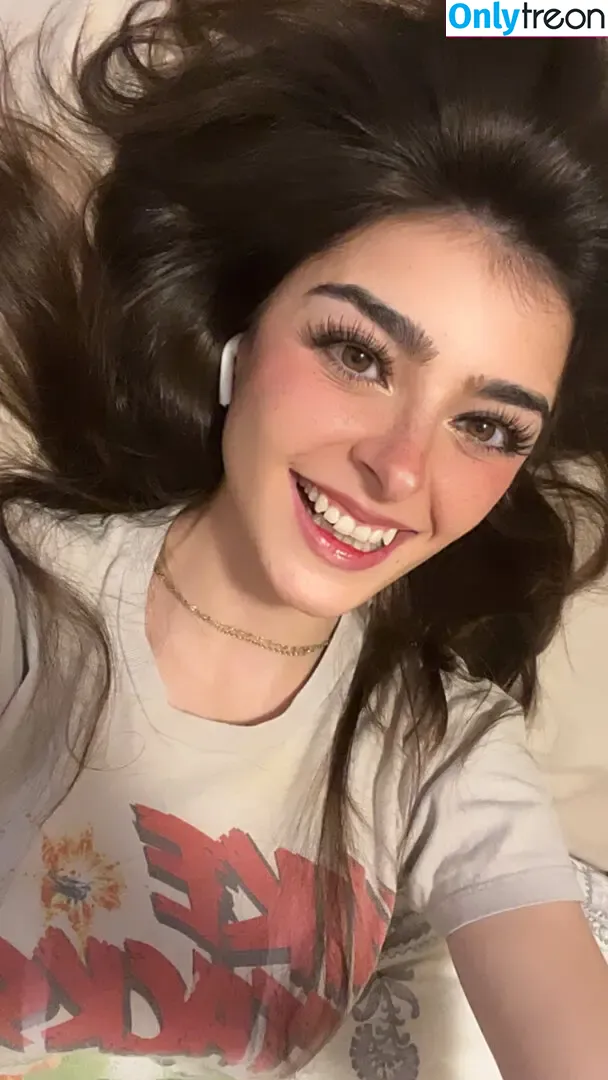 Aruuu nude photo #0740 ( / DeputyARUUU / malachitexd)