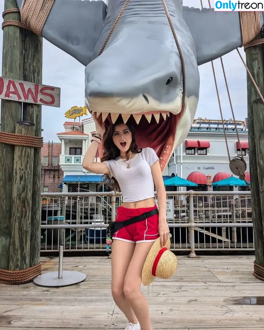 Aruuu nude photo #0764 ( / DeputyARUUU / malachitexd)