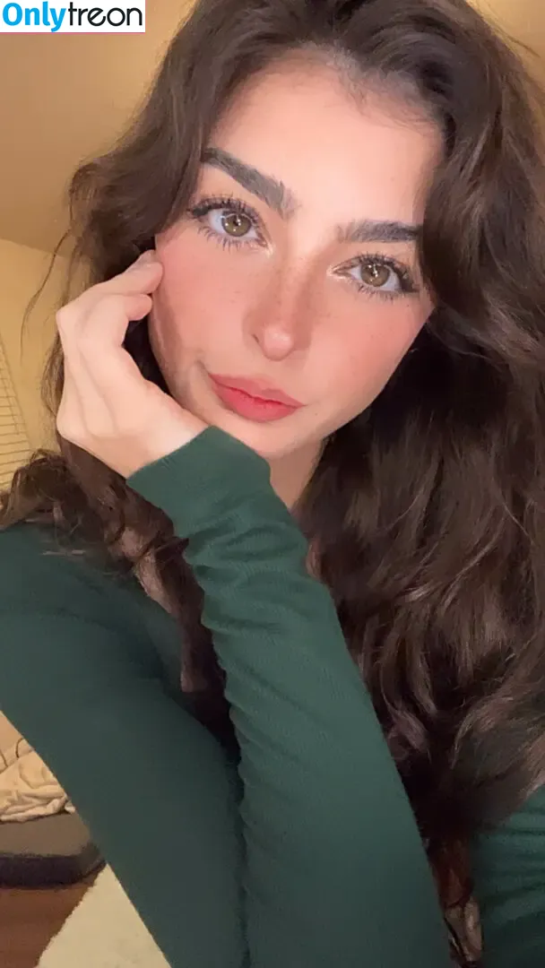 Aruuu nude photo #0787 ( / DeputyARUUU / malachitexd)