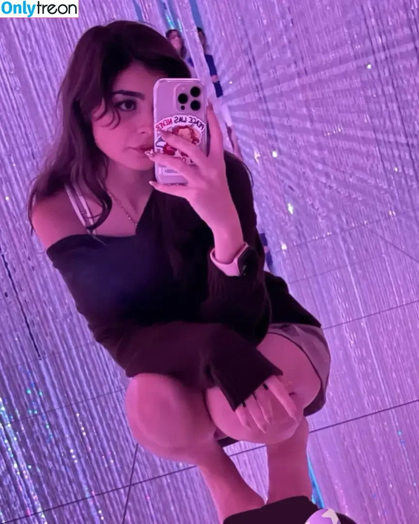 Aruuu nude photo #0915 ( / DeputyARUUU / malachitexd)