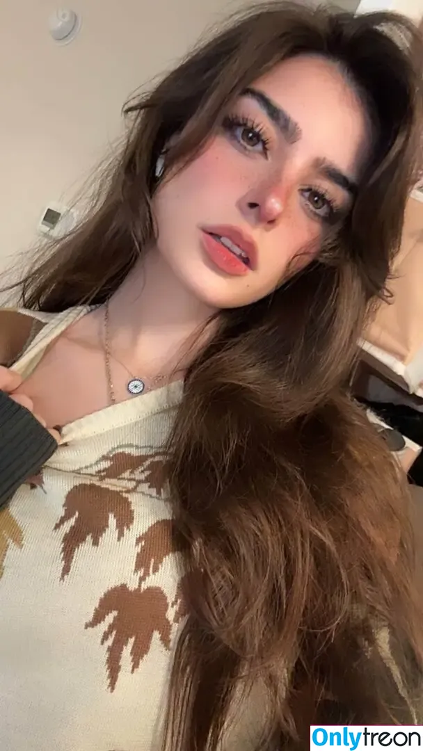 Aruuu nude photo #0984 ( / DeputyARUUU / malachitexd)
