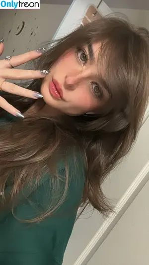 Aruuu /  / DeputyARUUU / malachitexd nude photo #1047