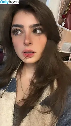 Aruuu /  / DeputyARUUU / malachitexd nude photo #1235