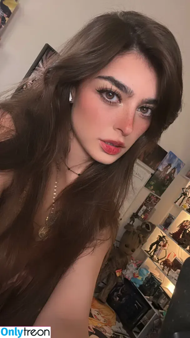 Aruuu nude photo #1029 ( / DeputyARUUU / malachitexd)