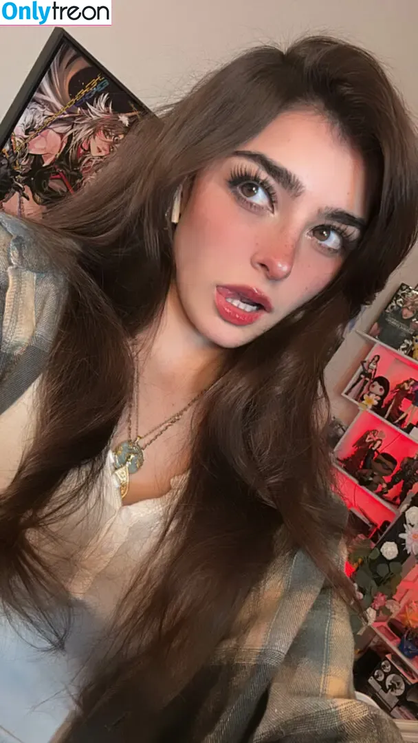Aruuu nude photo #1035 ( / DeputyARUUU / malachitexd)