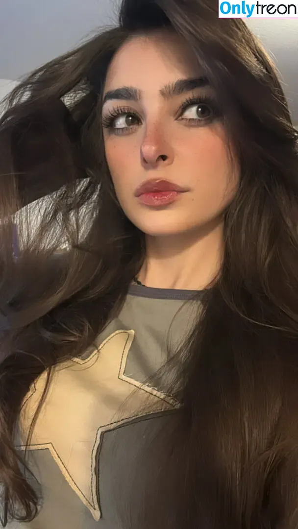Aruuu nude photo #1233 ( / DeputyARUUU / malachitexd)