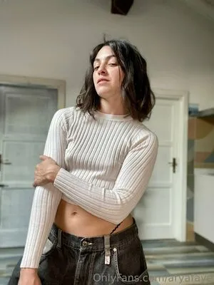 aryafaye / aryafaeofficial nude photo #0076