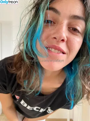 aryafaye / aryafaeofficial nude photo #0151