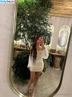 aryalopezx / aryalopezxo nude photo #0017