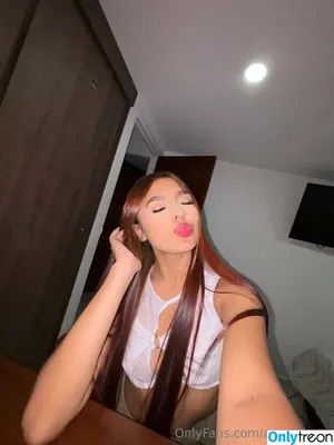 aryalopezx / aryalopezxo nude photo #0024