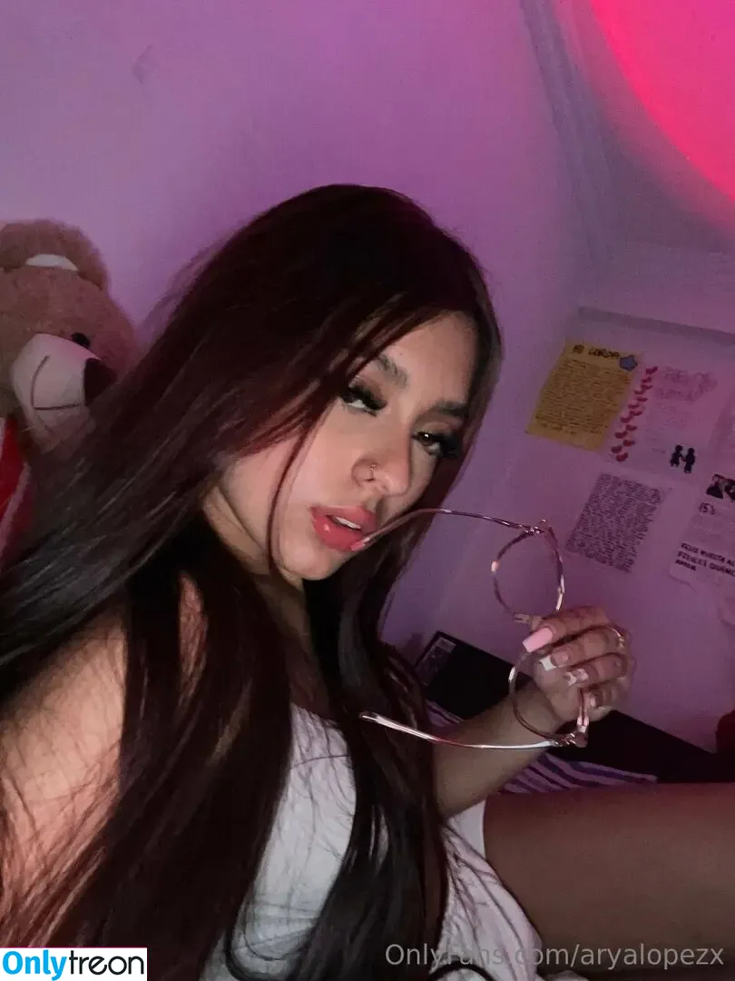 aryalopezx nude photo #0009 (aryalopezxo)