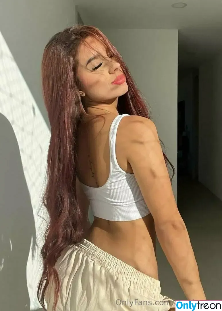 aryalopezx nude photo #0059 (aryalopezxo)
