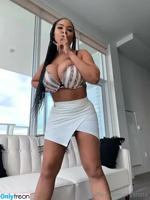 aryanatv / aryana.tv nude photo #0154