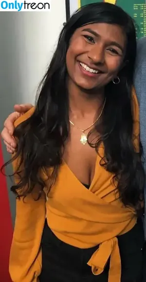 Ash Sarkar / ayocaesar nude photo #0013