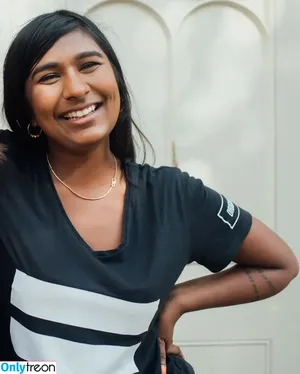 Ash Sarkar / ayocaesar nude photo #0031