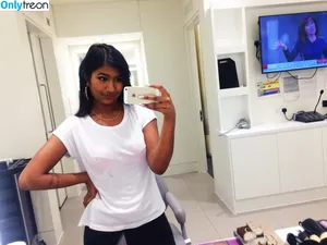 Ash Sarkar / ayocaesar nude photo #0041