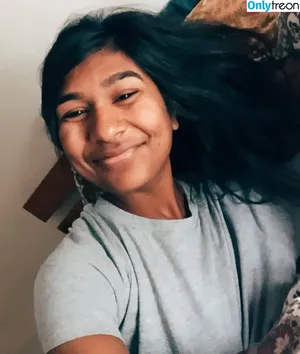 Ash Sarkar / ayocaesar nude photo #0047