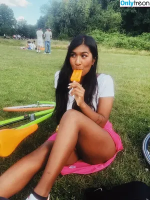 Ash Sarkar / ayocaesar nude photo #0065