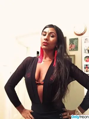 Ash Sarkar / ayocaesar nude photo #0071
