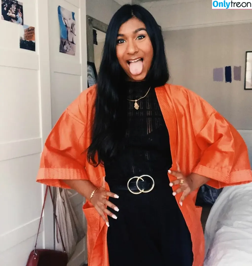 Ash Sarkar nude photo #0035 (ayocaesar)