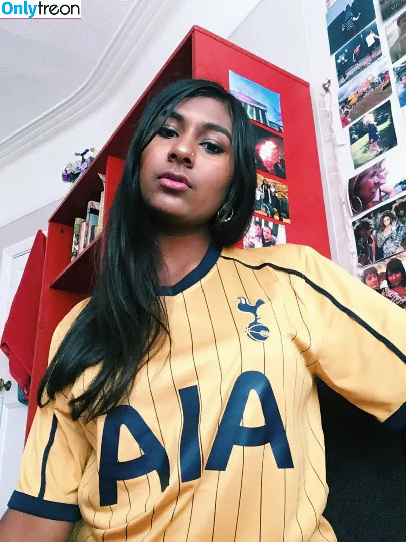 Ash Sarkar nude photo #0045 (ayocaesar)