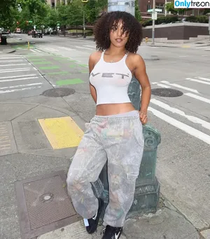 ashabivinss / ashafucks / ashawrld / fleivinha nude photo #0008