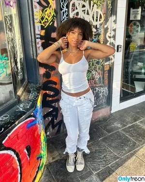 ashabivinss / ashafucks / ashawrld / fleivinha nude photo #0015