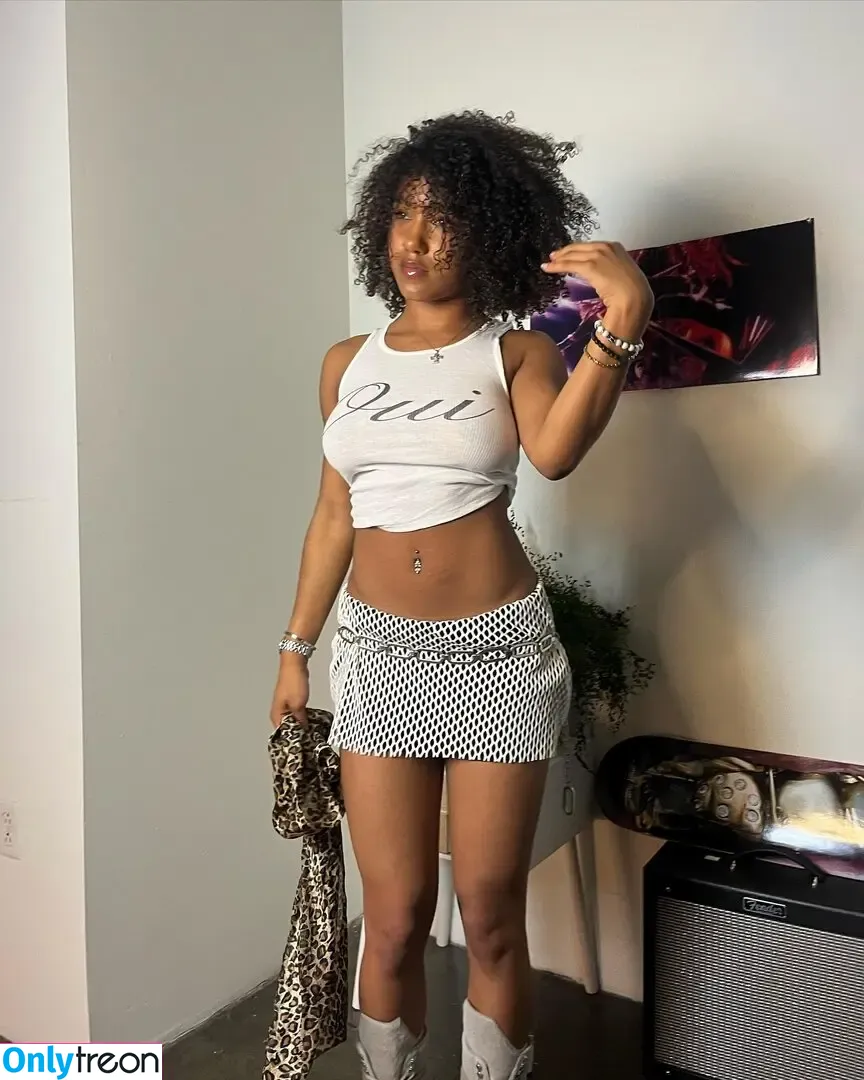 ashabivinss nude photo #0012 (ashafucks / ashawrld / fleivinha)