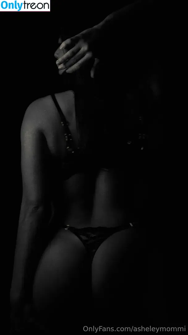 asheleymommi nude photo #0003 (ashliemolstad)
