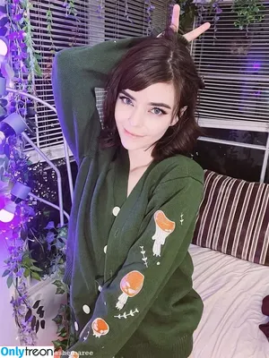 ashemaree / AsheMareexoxo / kittenisodd nude photo #0046